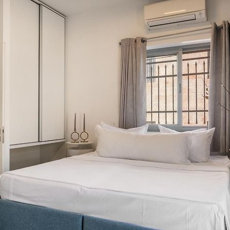Dinning Room, Bedroom And Balcony Jerusalén Exterior foto