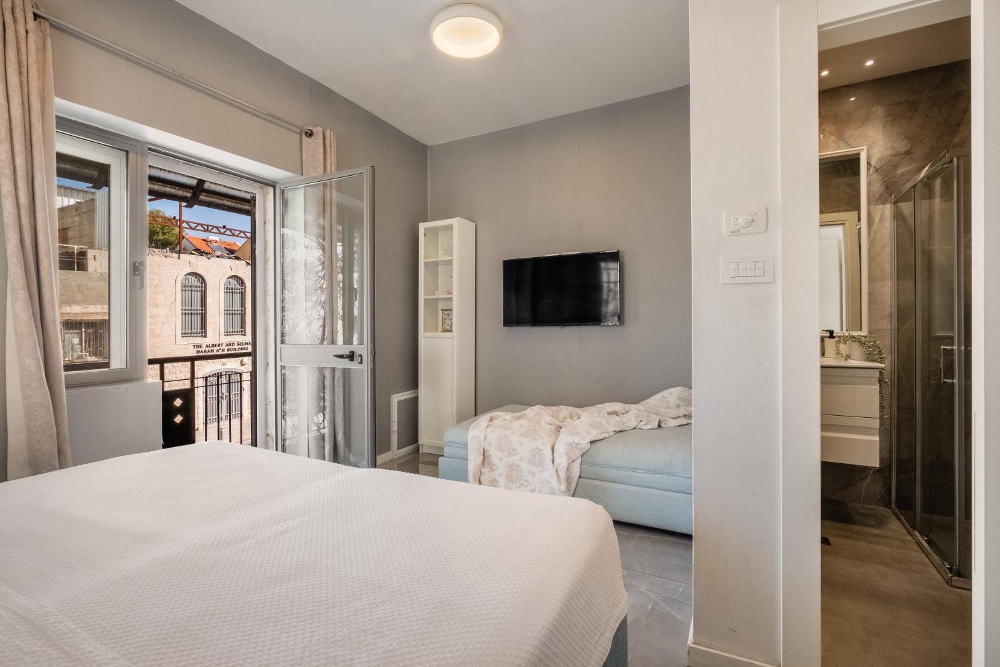 Dinning Room, Bedroom And Balcony Jerusalén Exterior foto