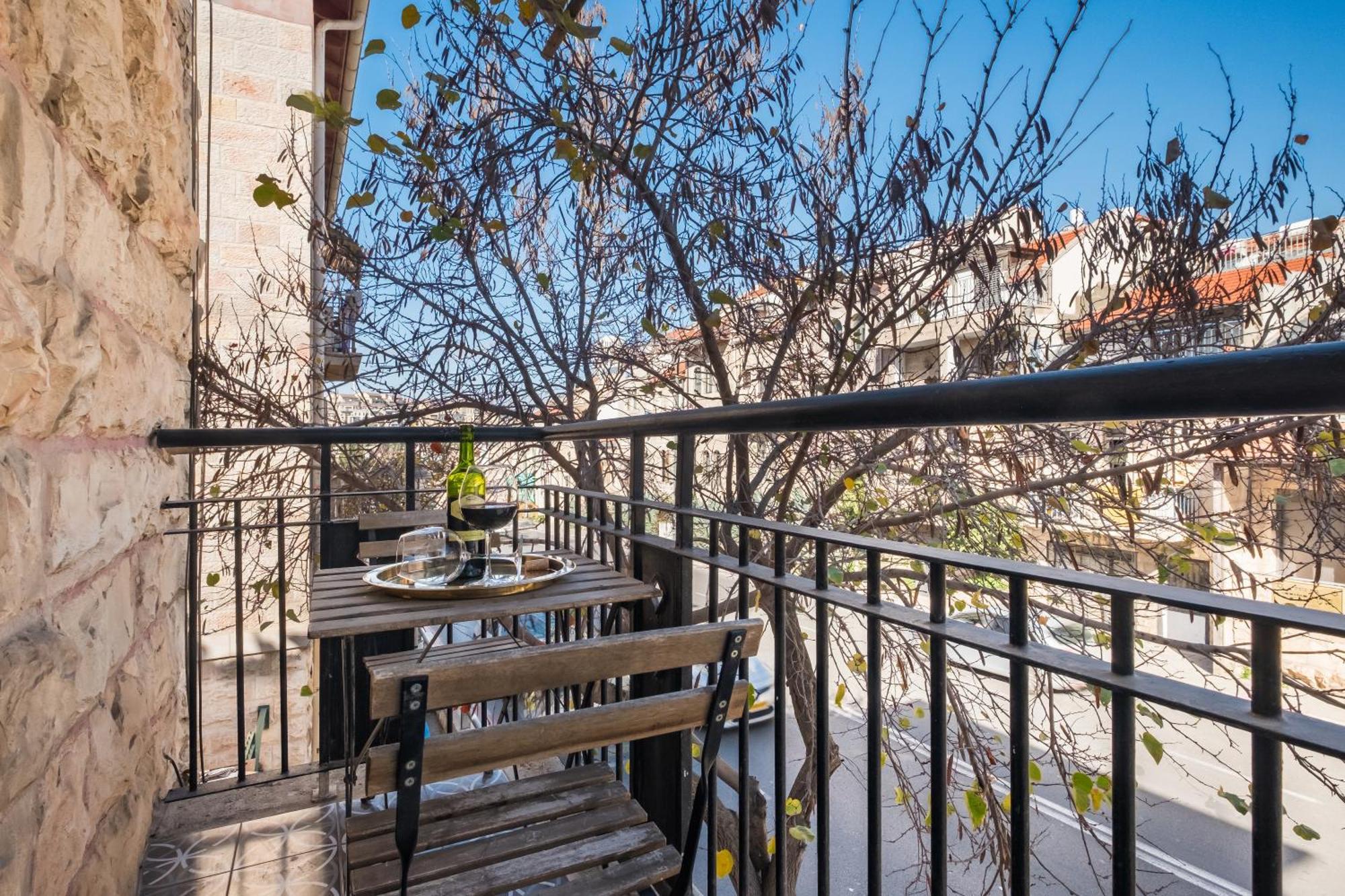 Dinning Room, Bedroom And Balcony Jerusalén Exterior foto